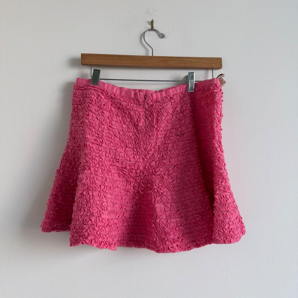 Vintage Y2K BCBG Ruffled Pink Mini Skirt Size 6 - Picture 9 of 10